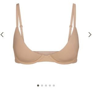 SKIMS Plunge Bra